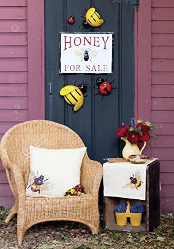 Бостон Интернационал Прославете ја домашната декоративна градина, голема кука за пчели